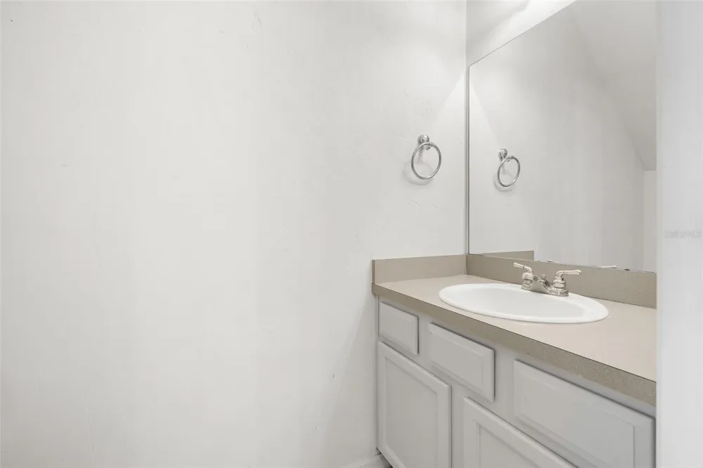 3970 SW 20TH AVENUE #904 Gainesville, FL 32607