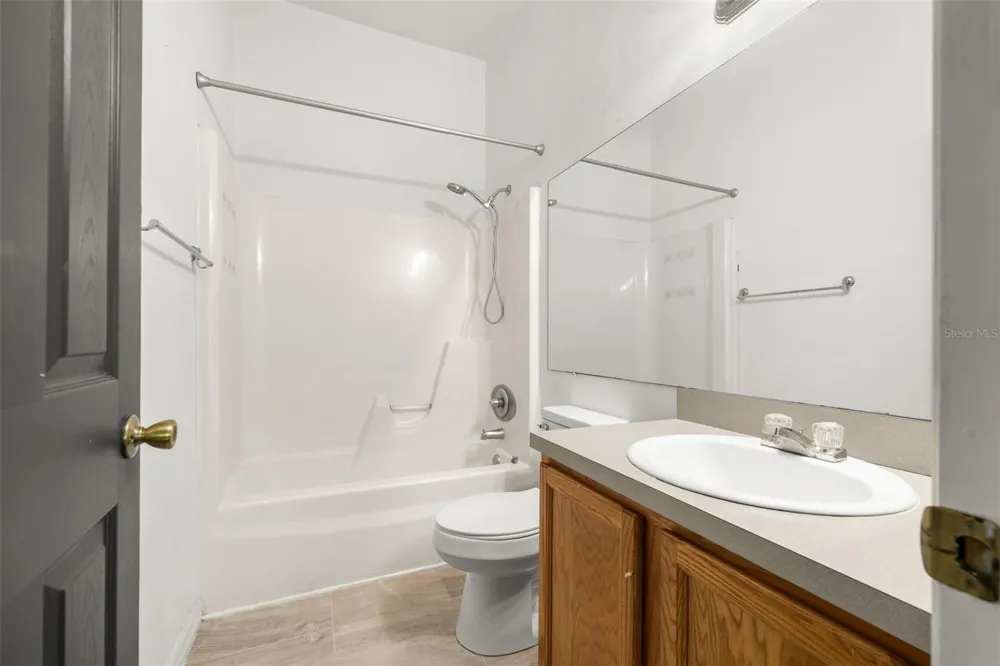 3970 SW 20TH AVENUE #904 Gainesville, FL 32607