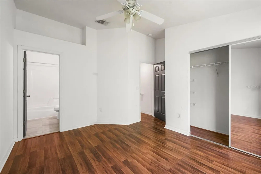 3970 SW 20TH AVENUE #904 Gainesville, FL 32607