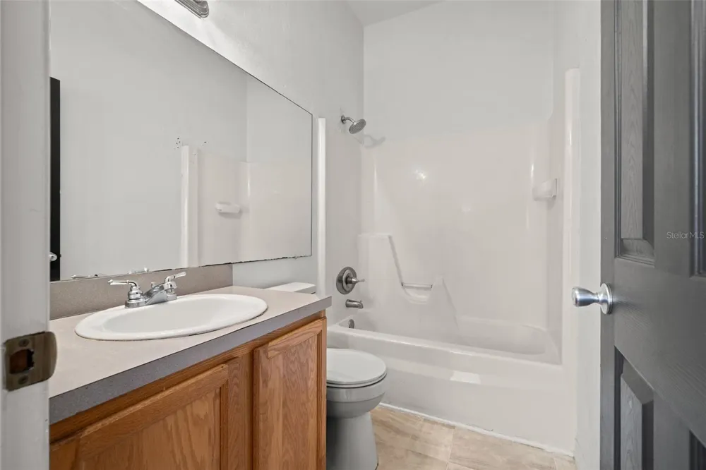 3970 SW 20TH AVENUE #904 Gainesville, FL 32607