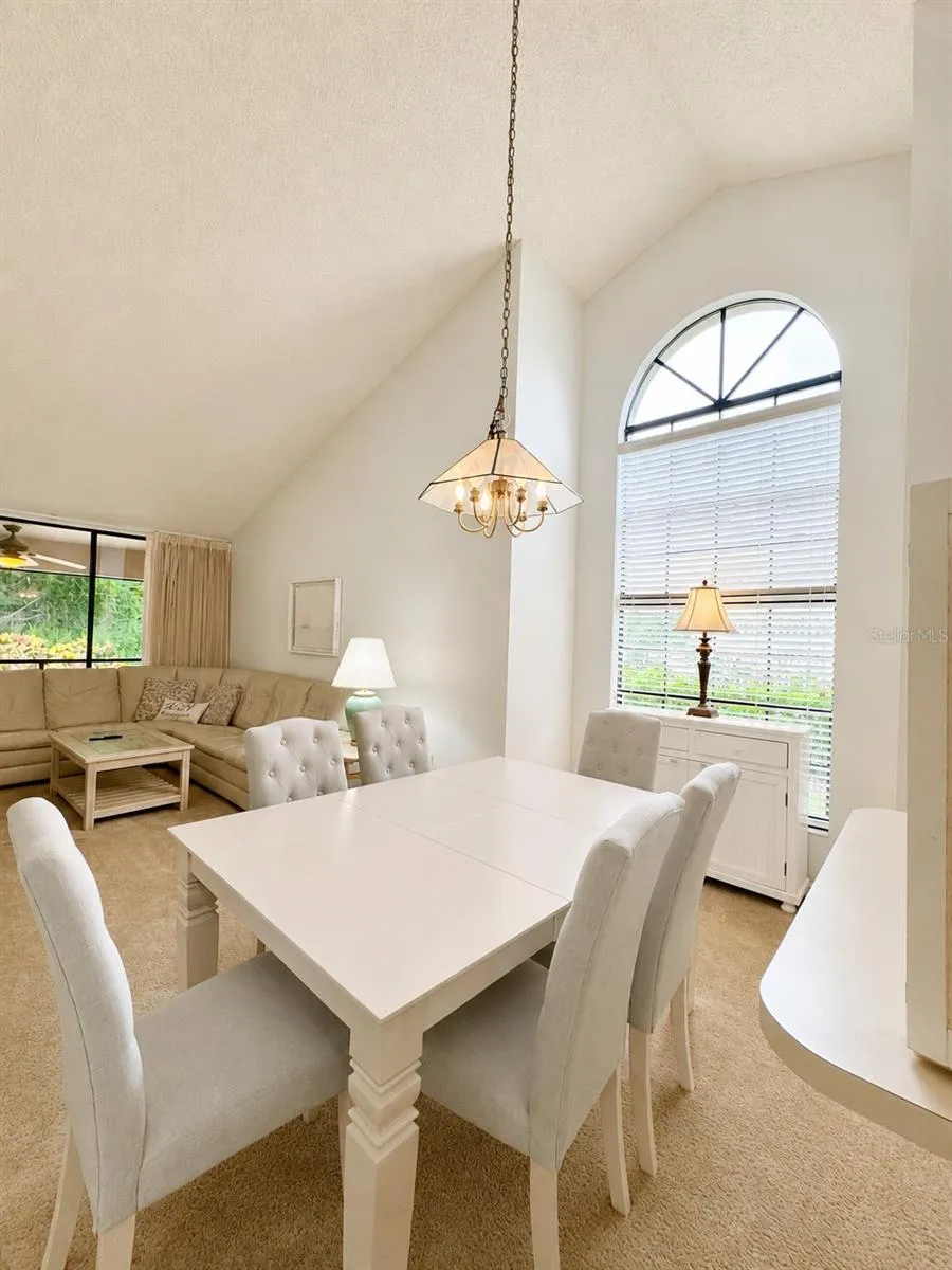 4529 MORNINGSIDE #8 Sarasota, FL 34235
