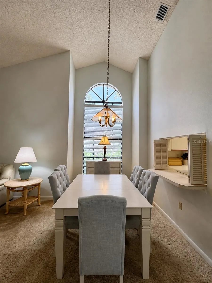 4529 MORNINGSIDE #8 Sarasota, FL 34235