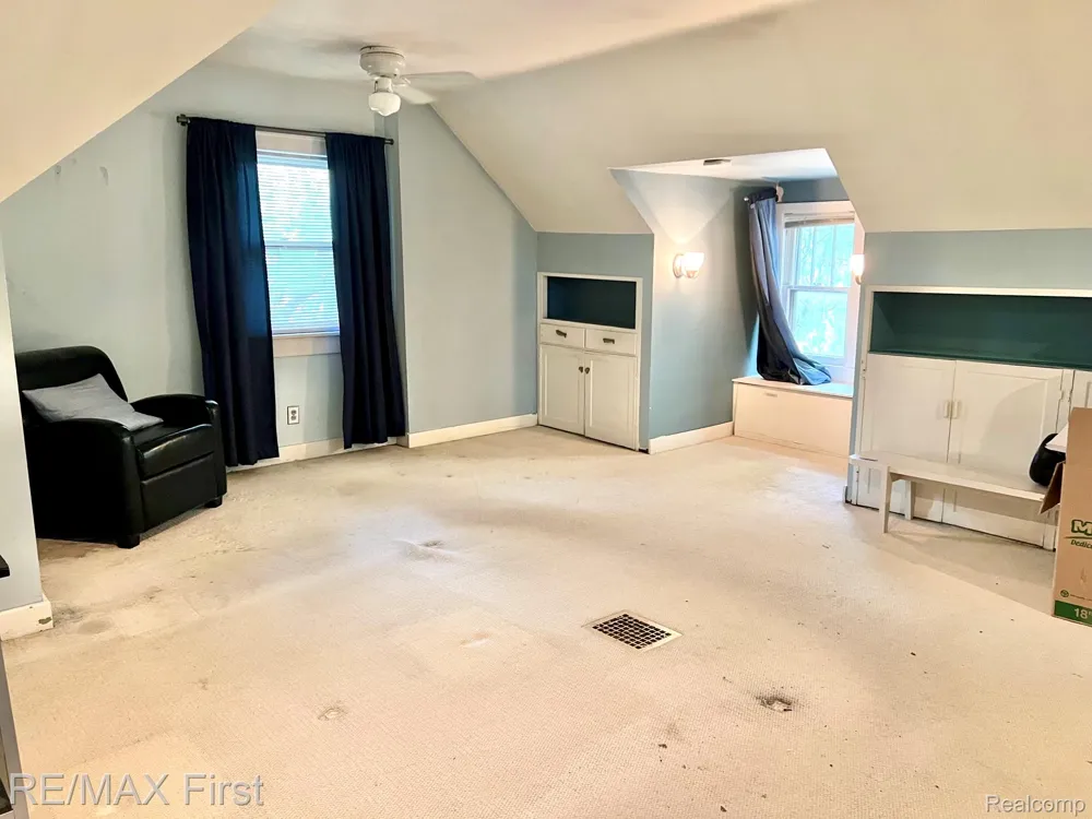 1441 Catalpa Drive Berkley City, MI 48072