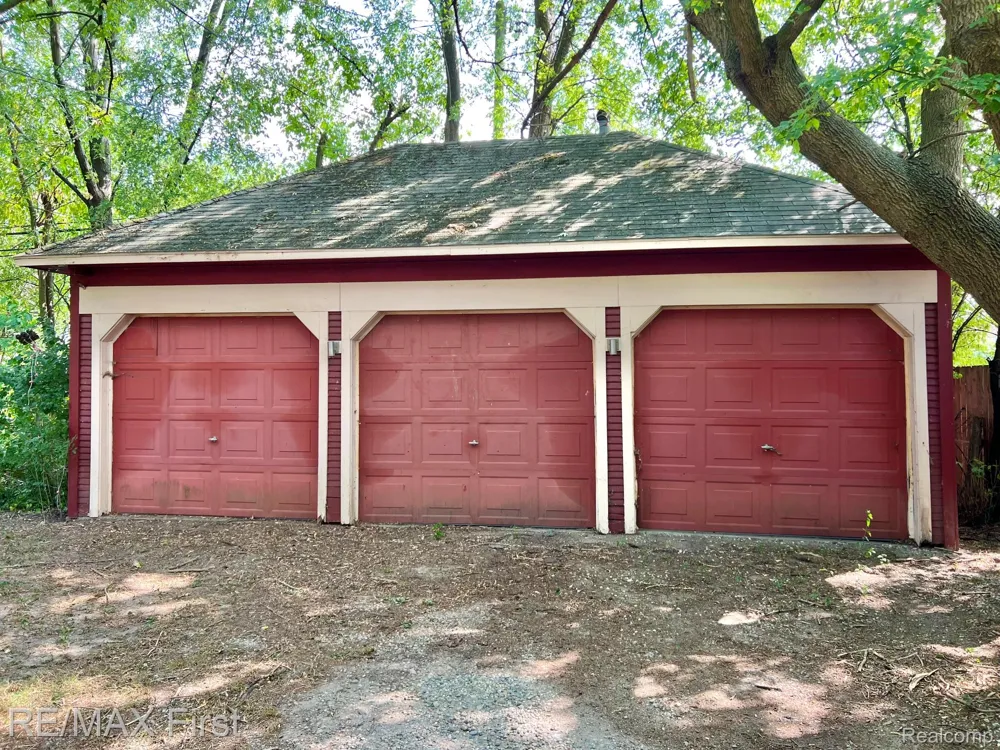 1441 Catalpa Drive Berkley City, MI 48072