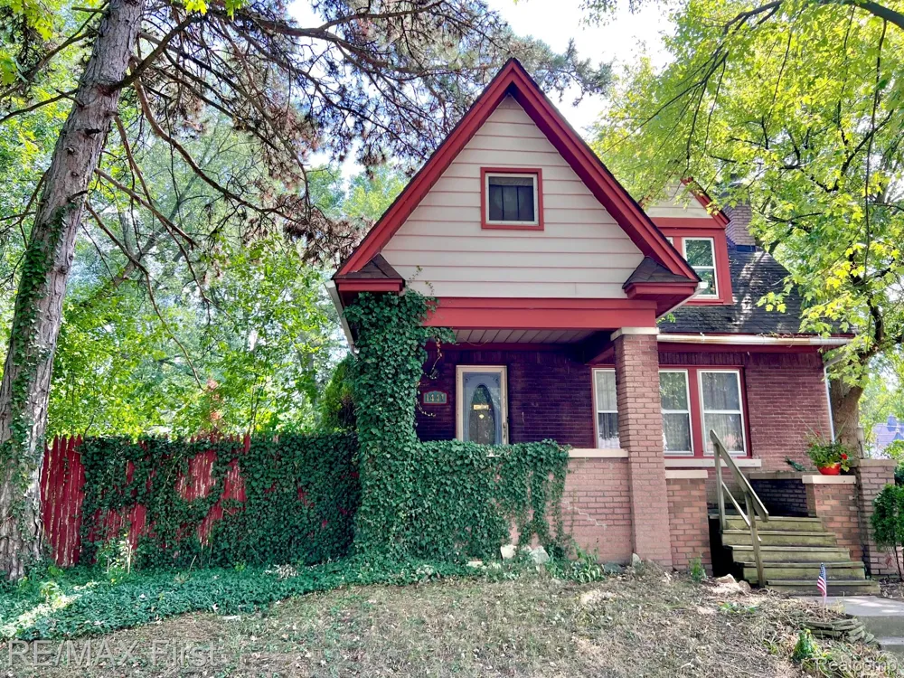 1441 Catalpa Drive Berkley City, MI 48072