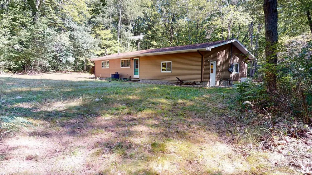 3175 S Tower Hill Road Roscommon Township, MI 48629