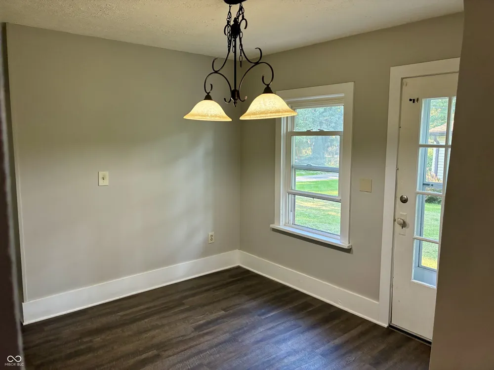 9153 S Meridian Street Knightstown, IN 46148