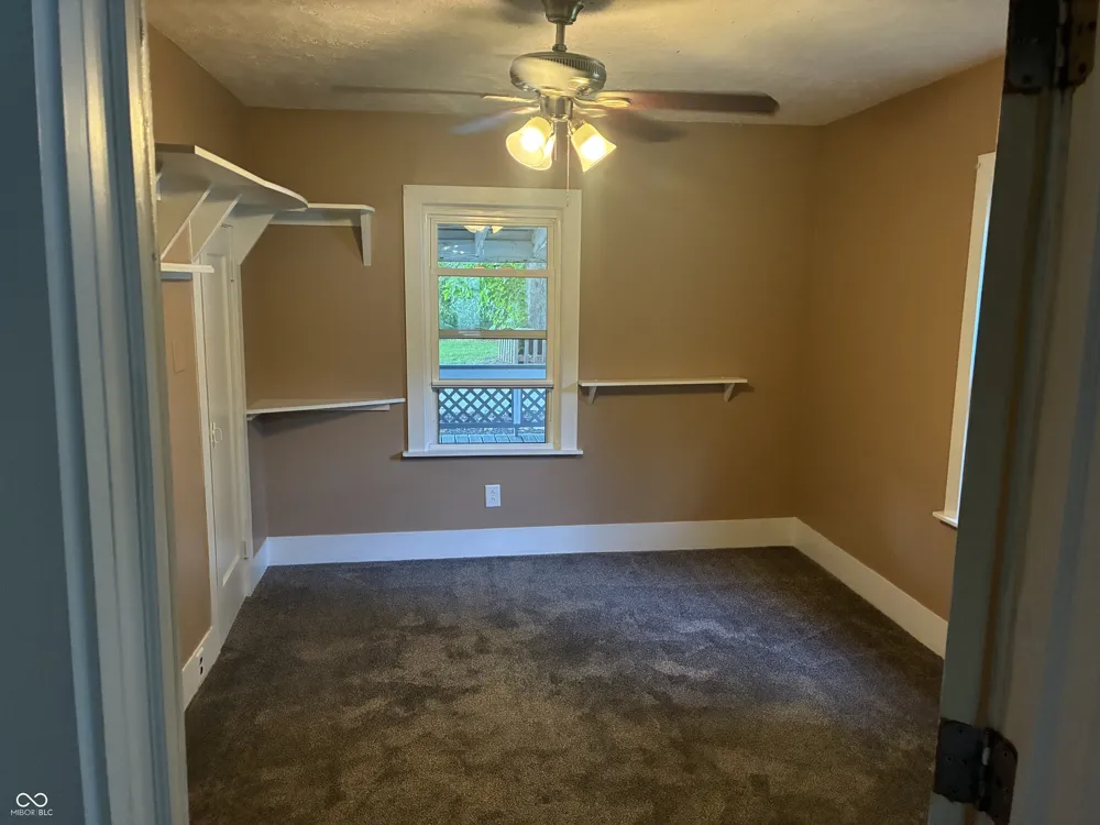 9153 S Meridian Street Knightstown, IN 46148