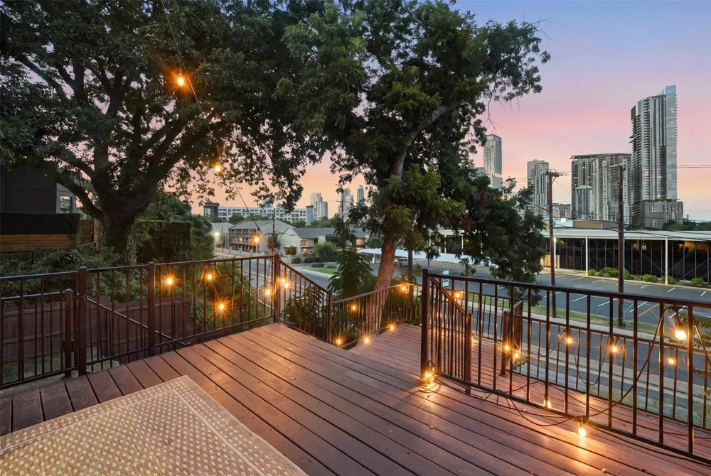 512 Sunny Lane #B Austin, TX 78704
