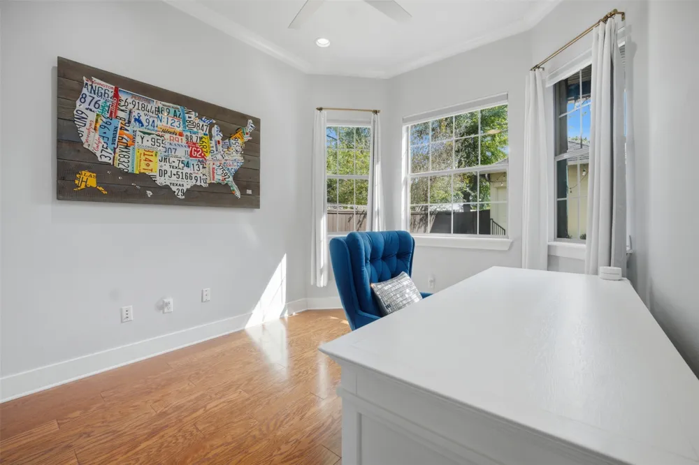 512 Sunny Lane #B Austin, TX 78704