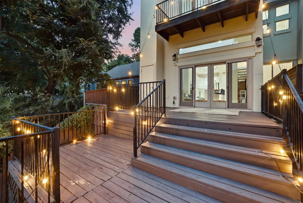 512 Sunny Lane #B Austin, TX 78704