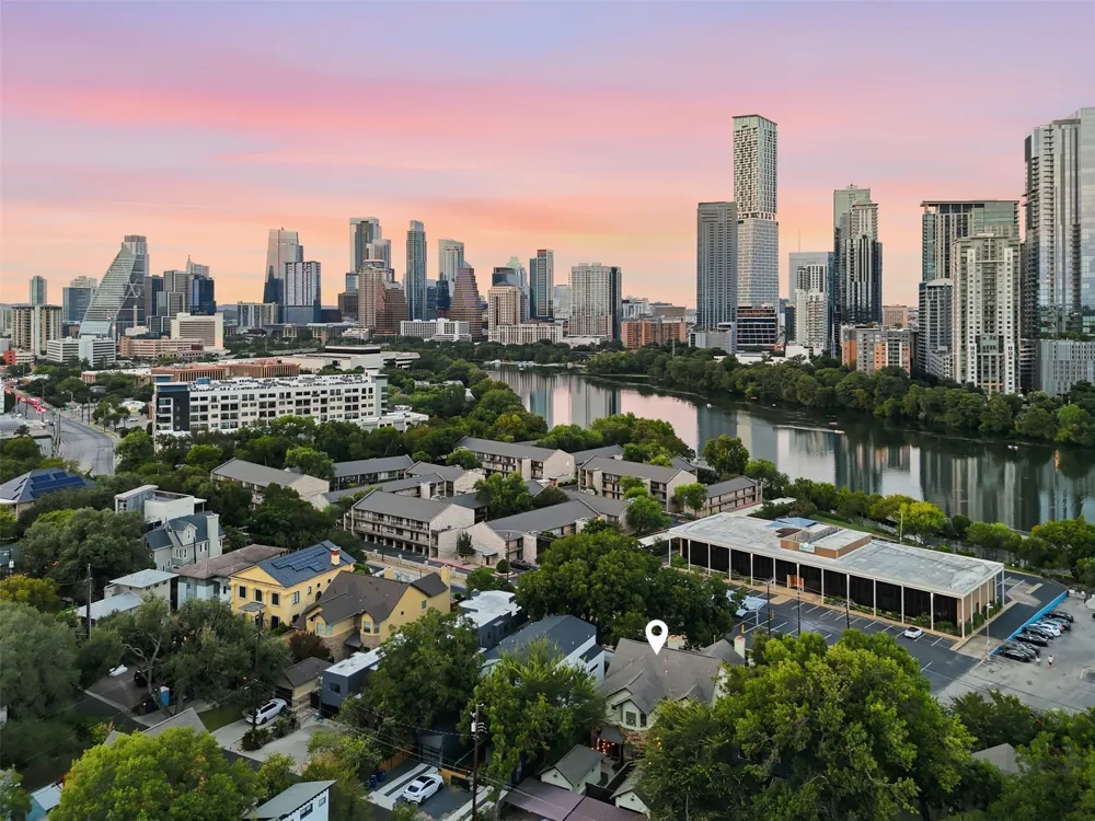 512 Sunny Lane #B Austin, TX 78704