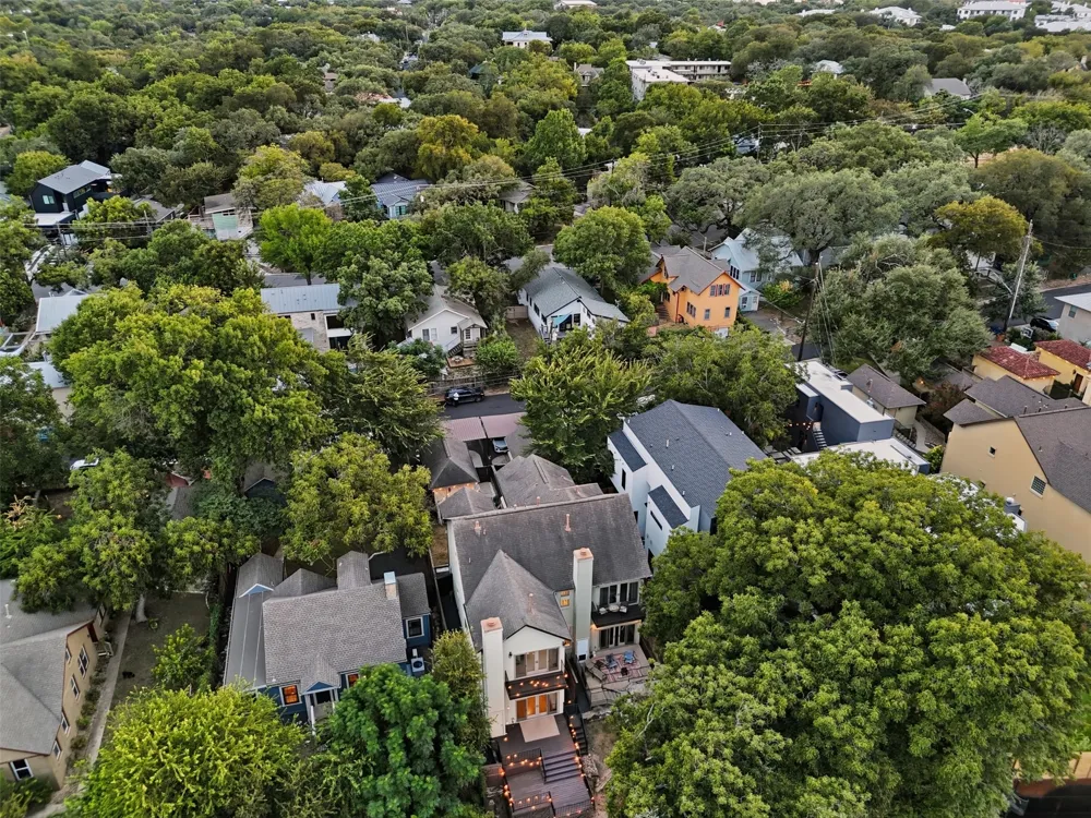 512 Sunny Lane #B Austin, TX 78704