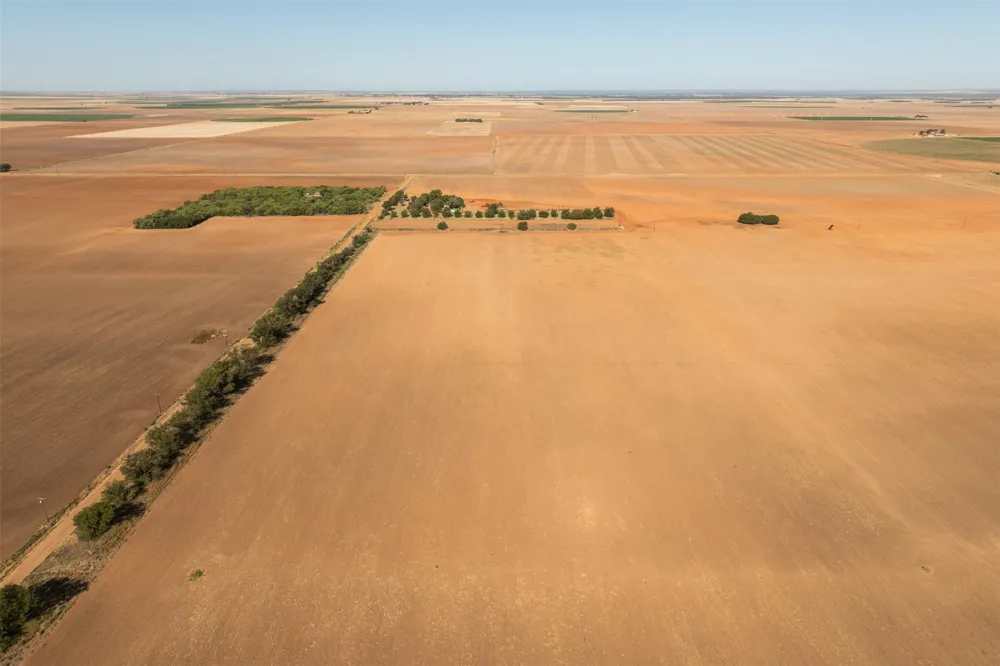 8154 CR 4680 Munday, TX 76371