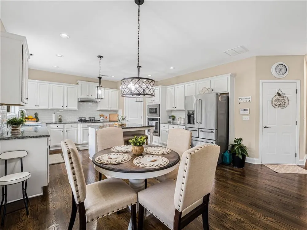 2297 Roberts View Trail Buford, GA 30519
