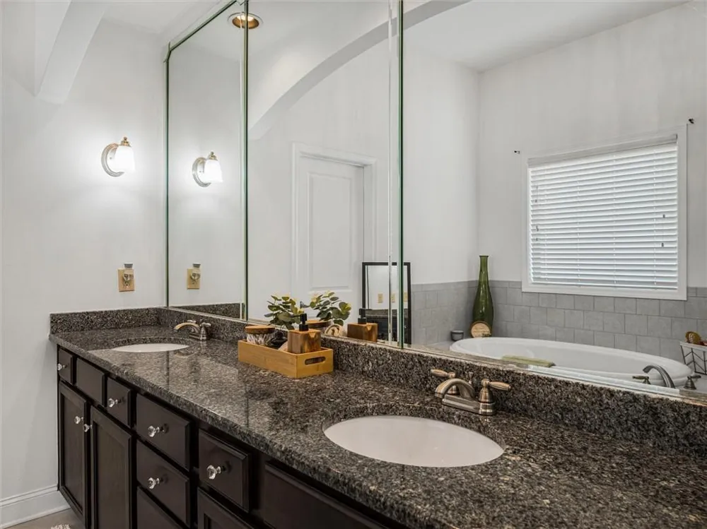 2297 Roberts View Trail Buford, GA 30519