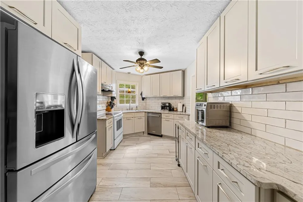 2460 Arbour Trace Terrace Suwanee, GA 30024