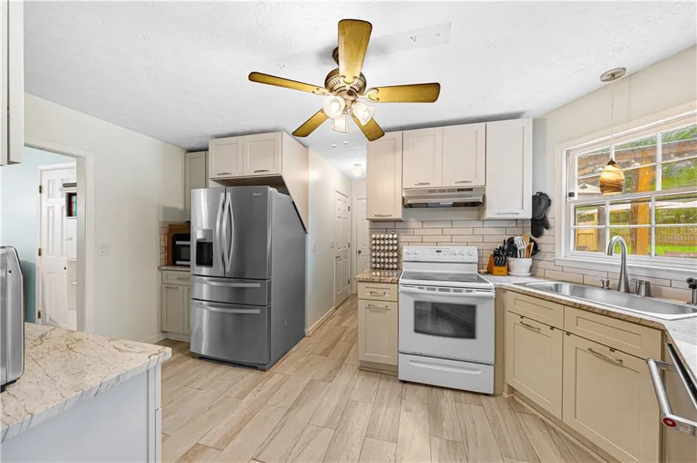 2460 Arbour Trace Terrace Suwanee, GA 30024
