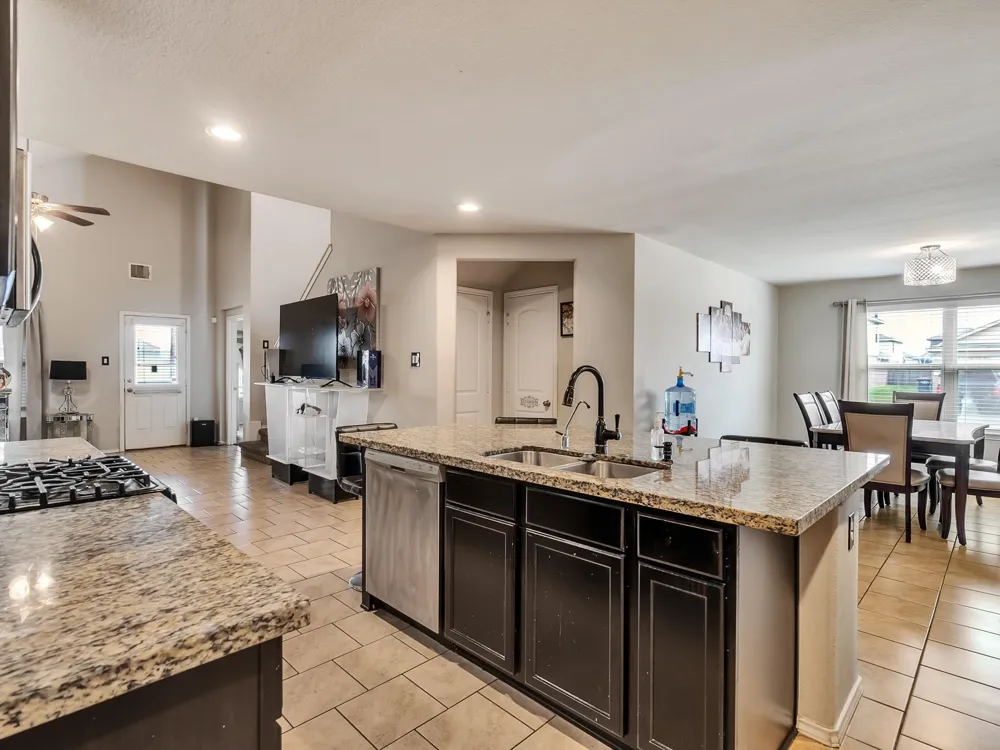 2602 Lincolns Meadow Drive Spring, TX 77373
