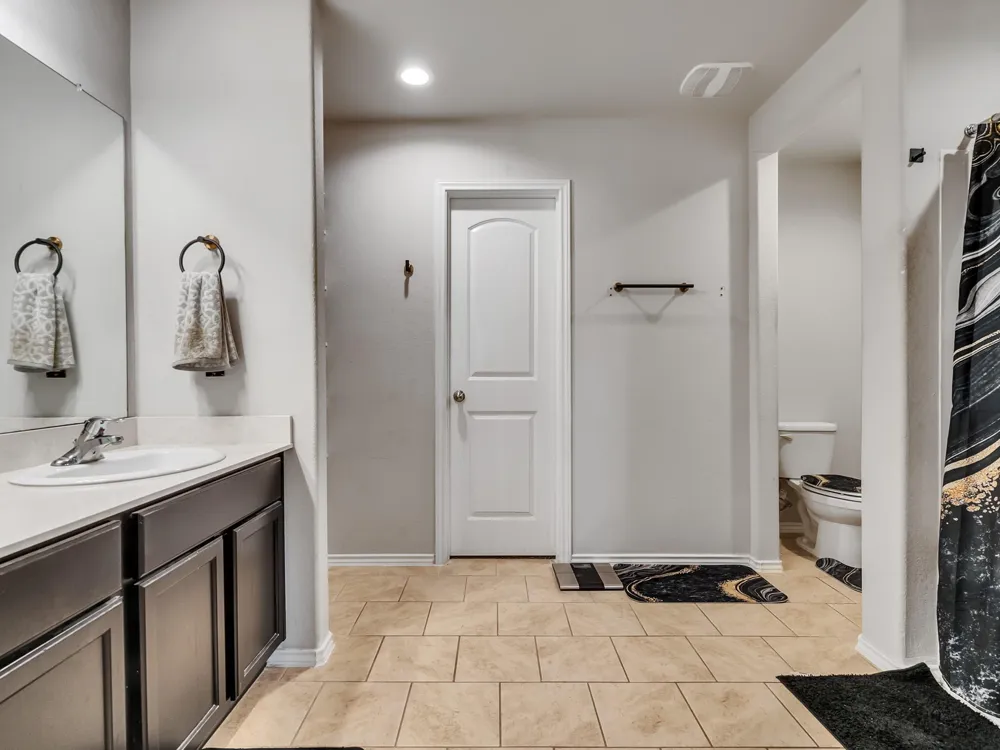 2602 Lincolns Meadow Drive Spring, TX 77373