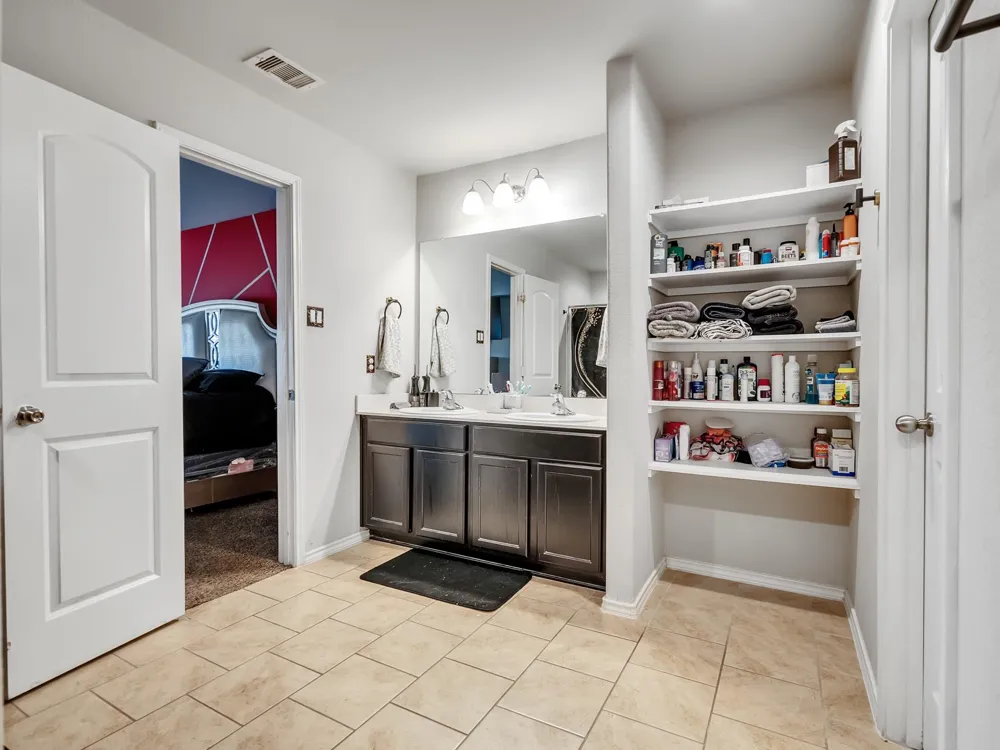 2602 Lincolns Meadow Drive Spring, TX 77373