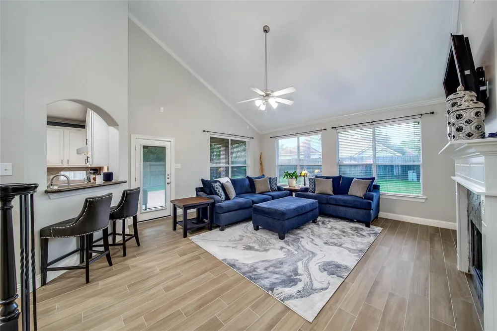 14427 Brighton Trace Lane Houston, TX 77044
