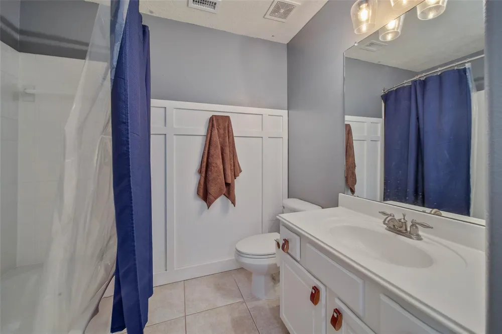 14427 Brighton Trace Lane Houston, TX 77044