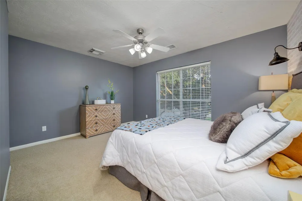 14427 Brighton Trace Lane Houston, TX 77044