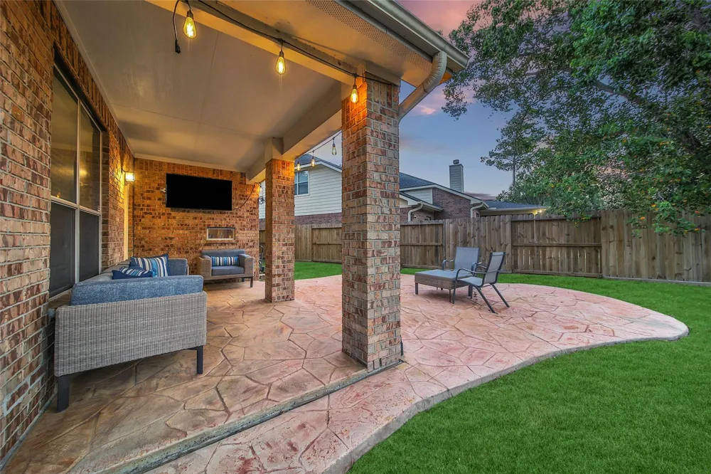 14427 Brighton Trace Lane Houston, TX 77044