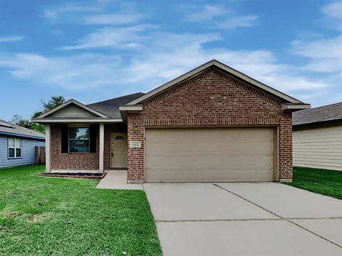 2324 Shady Tree Lane