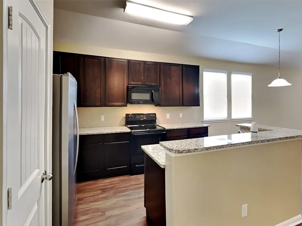 2324 Shady Tree Lane Conroe, TX 77301