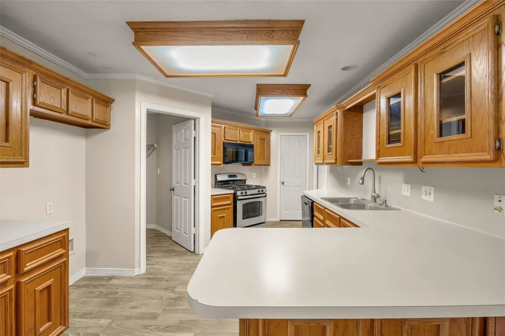3103 Spring Stuebner Road Spring, TX 77389