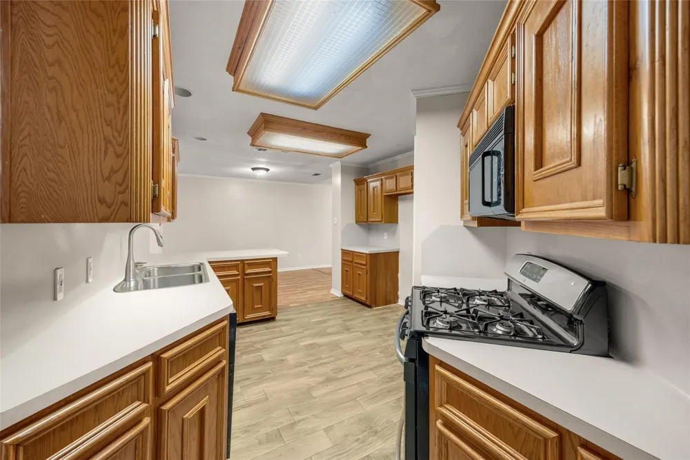 3103 Spring Stuebner Road Spring, TX 77389