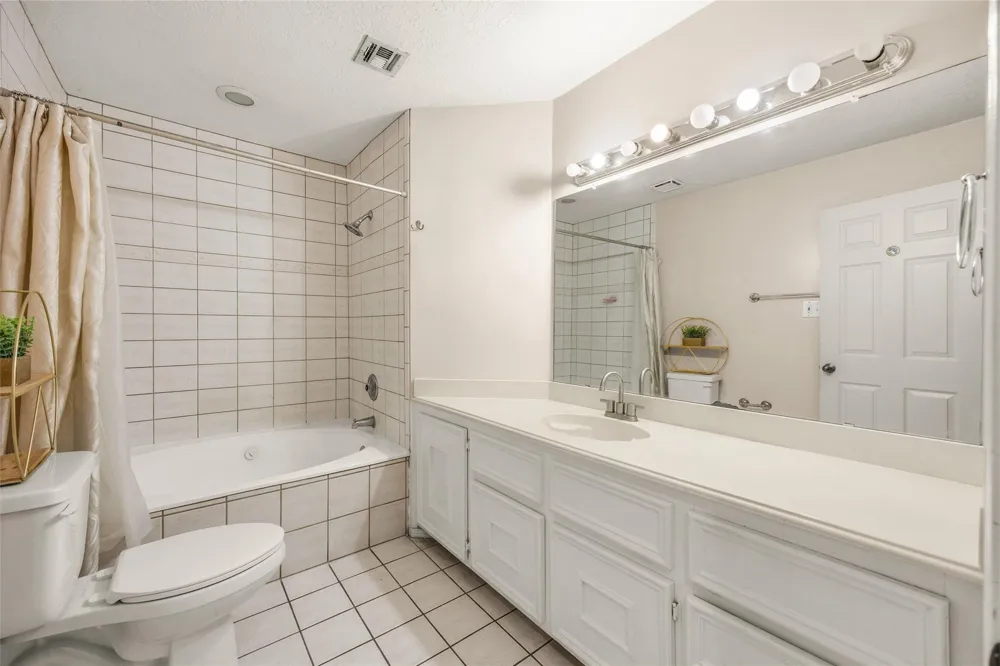 3103 Spring Stuebner Road Spring, TX 77389