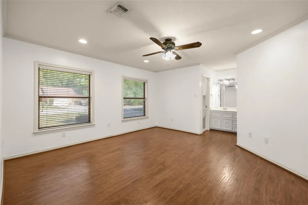 3103 Spring Stuebner Road Spring, TX 77389