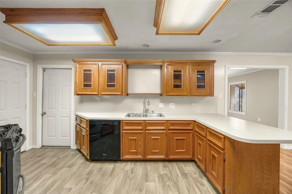 3103 Spring Stuebner Road Spring, TX 77389