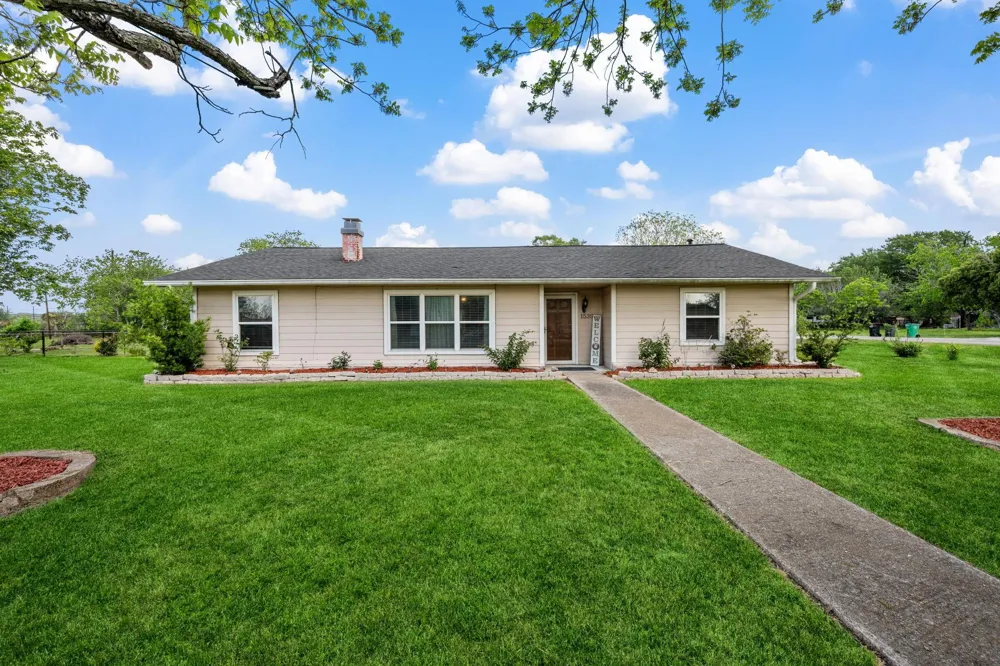 1539 Sterling Drive Baytown, TX 77523