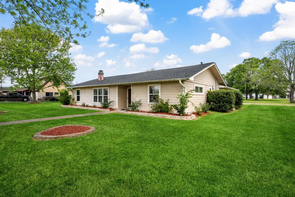 1539 Sterling Drive Baytown, TX 77523