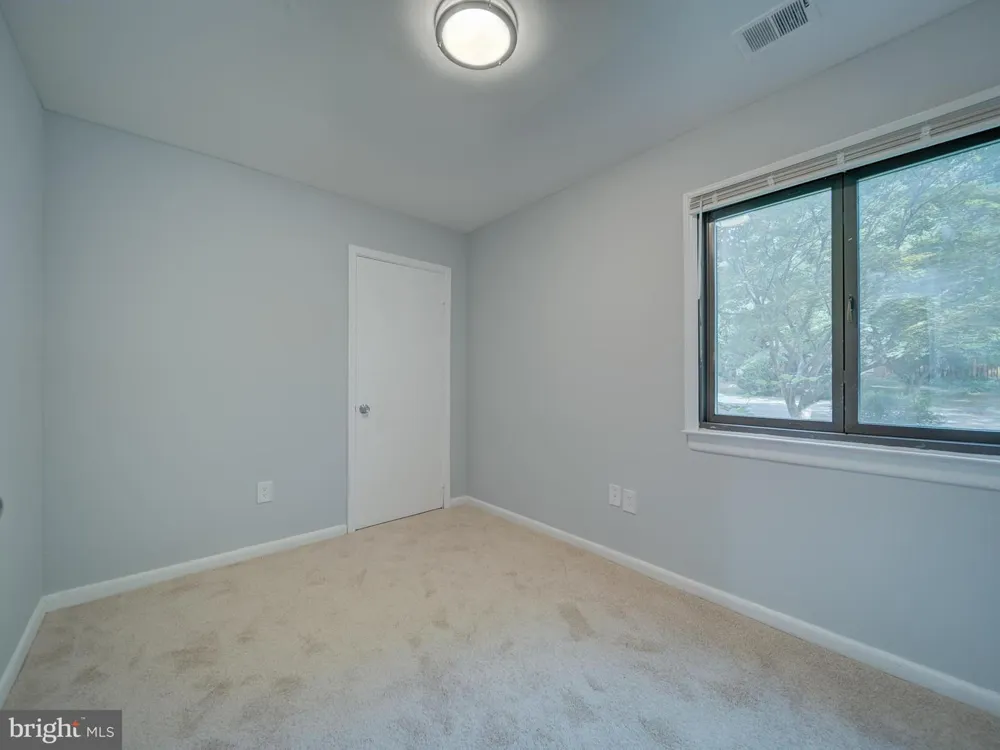 11301 GATESBOROUGH LANE Reston, VA 20191