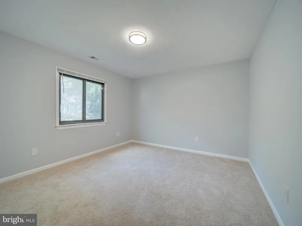 11301 GATESBOROUGH LANE Reston, VA 20191