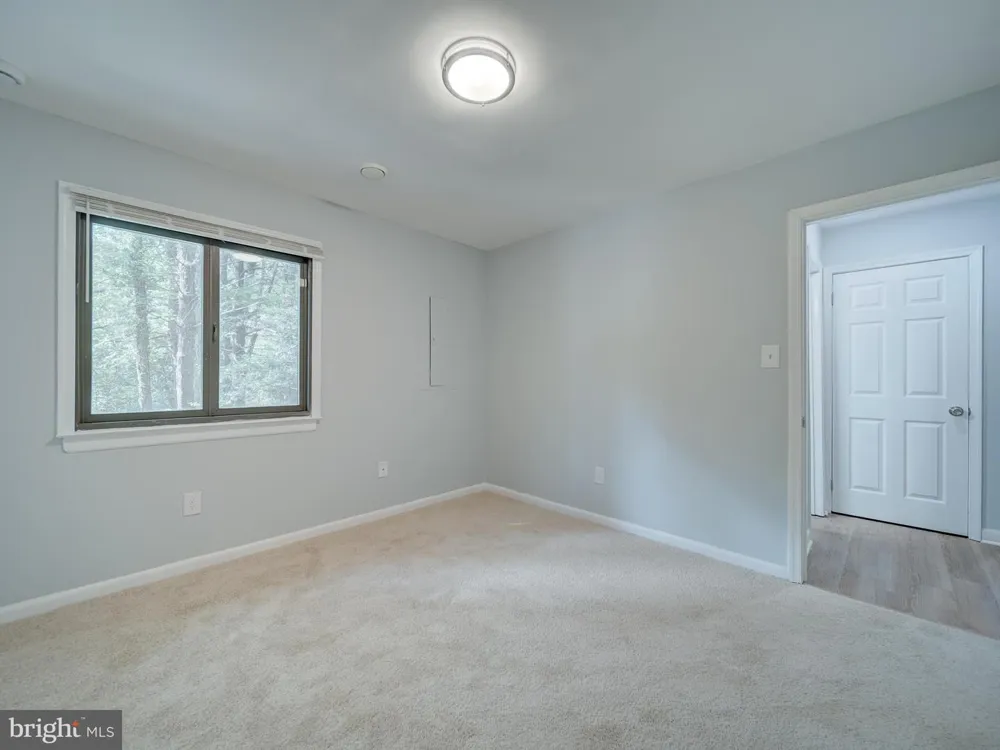 11301 GATESBOROUGH LANE Reston, VA 20191