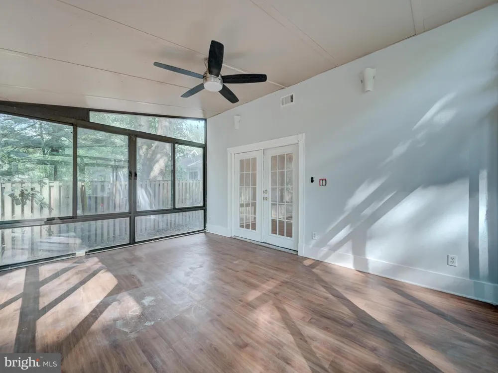 11301 GATESBOROUGH LANE Reston, VA 20191