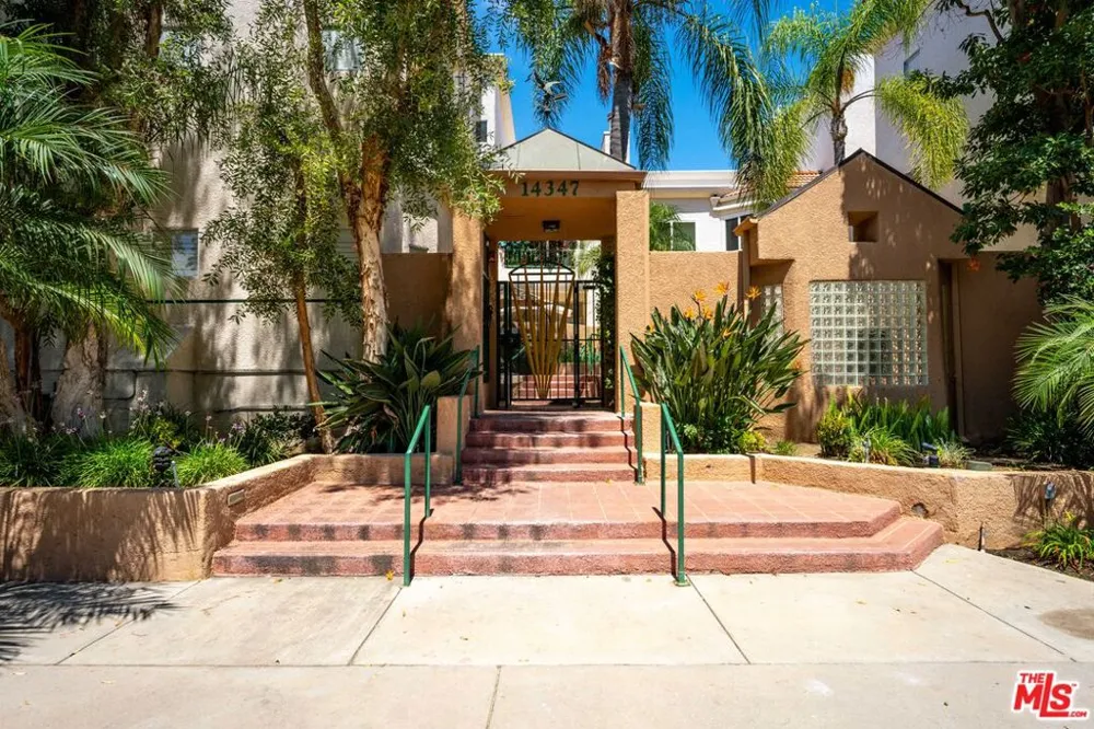 14347 Albers Street #302 Los Angeles, CA 91401
