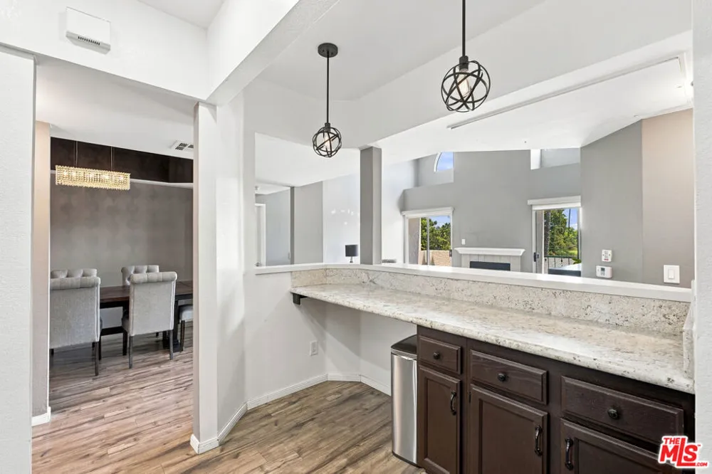 14347 Albers Street #302 Los Angeles, CA 91401