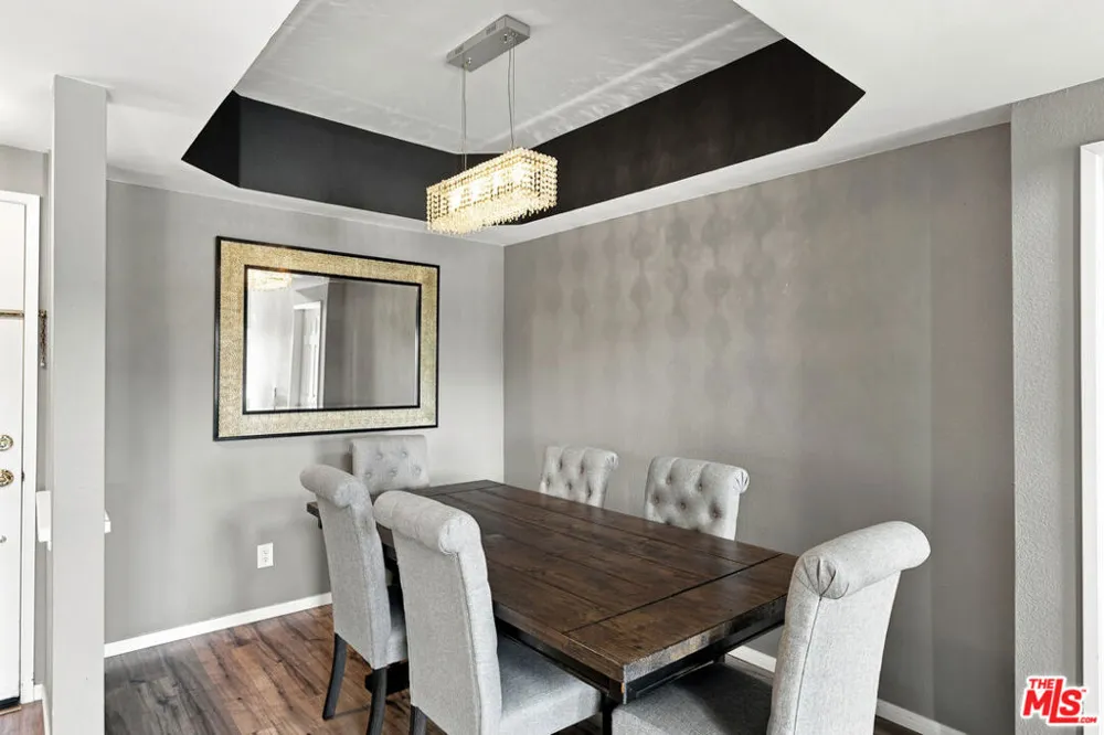 14347 Albers Street #302 Los Angeles, CA 91401