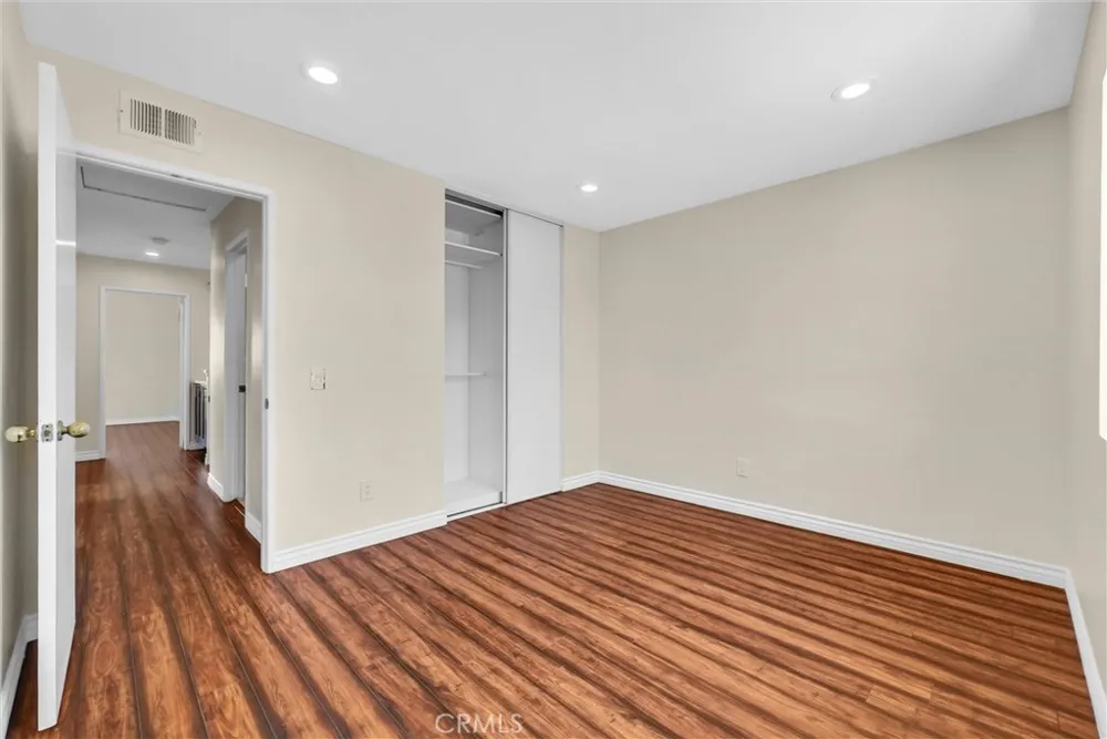 661 La Cumbre Corona, CA 92879