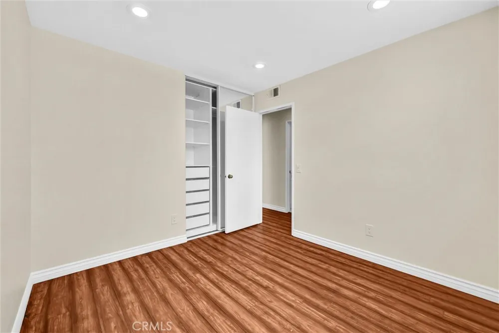 661 La Cumbre Corona, CA 92879