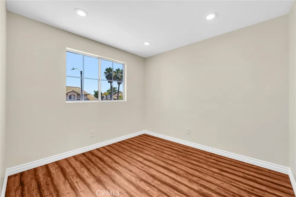 661 La Cumbre Corona, CA 92879