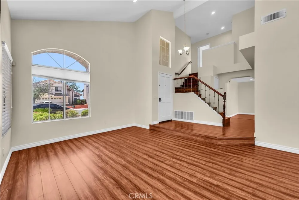 661 La Cumbre Corona, CA 92879