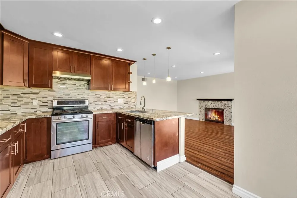 661 La Cumbre Corona, CA 92879